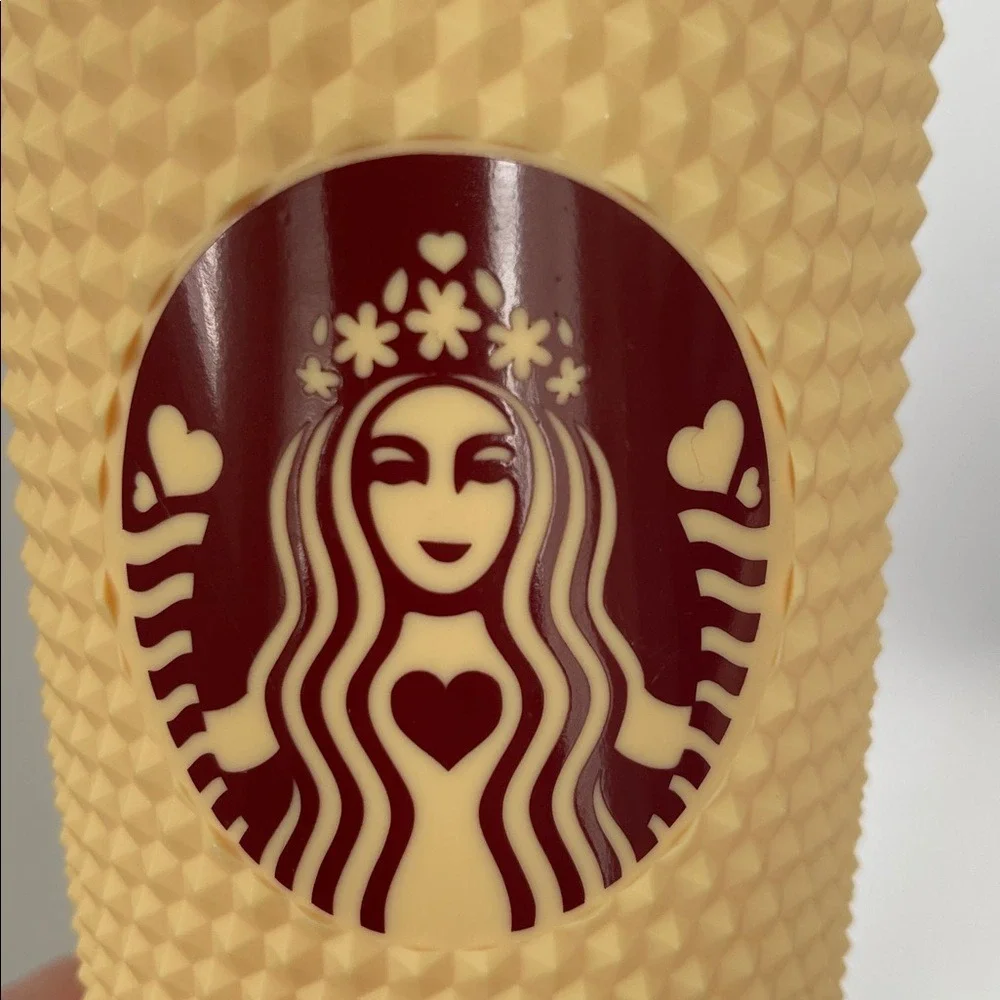 Starbucks‎ Matte Butter Yellow Studded Tumbler with Daisy Straw Cover